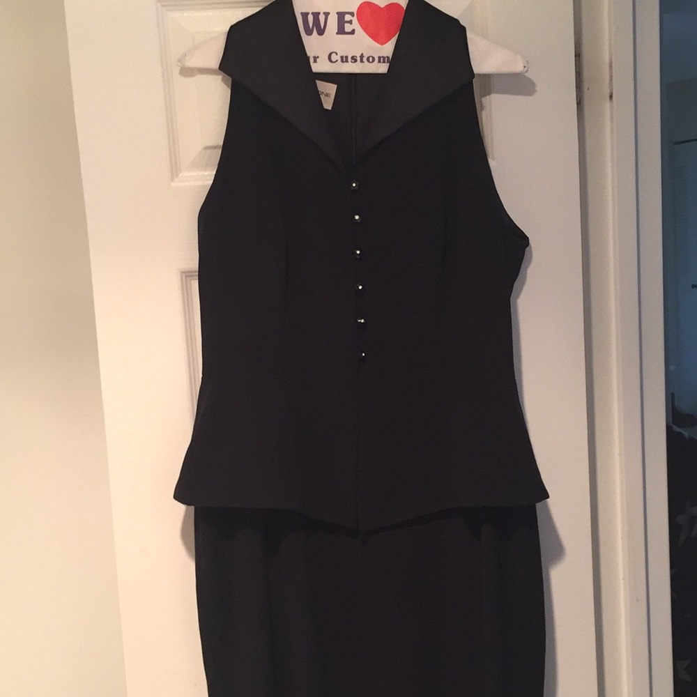 Evan Picone black gown